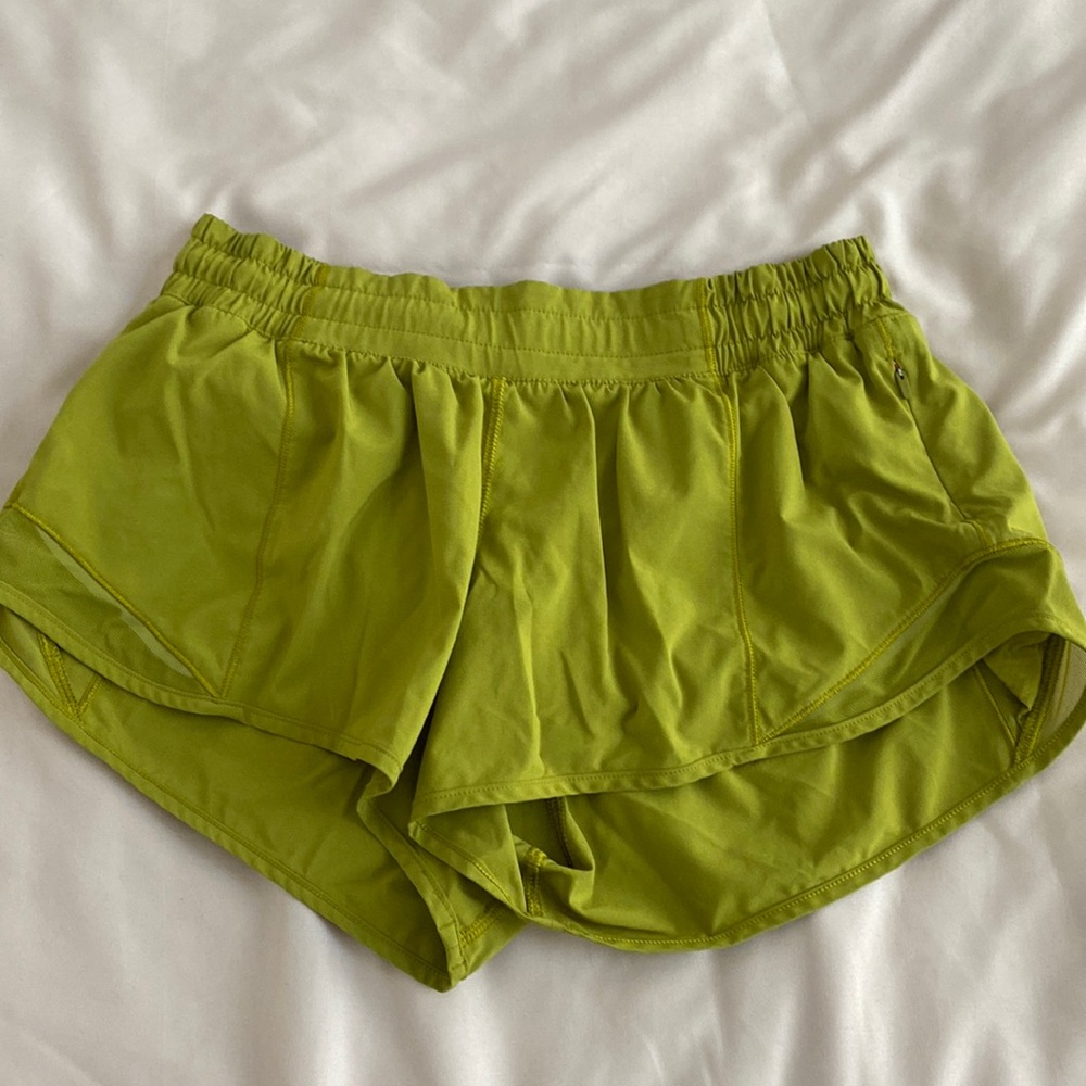 Lululemon Hotty Hot shorts